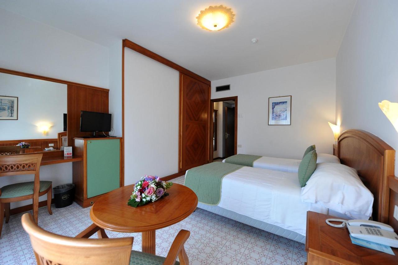 Grand Hotel Cesare Augusto Sorrent Exterior foto